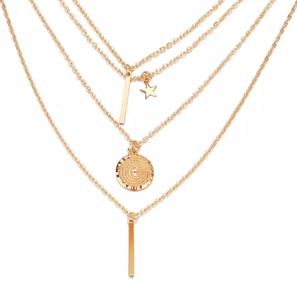 XOraxx Gold Layered necklace - Picture 5 of 7